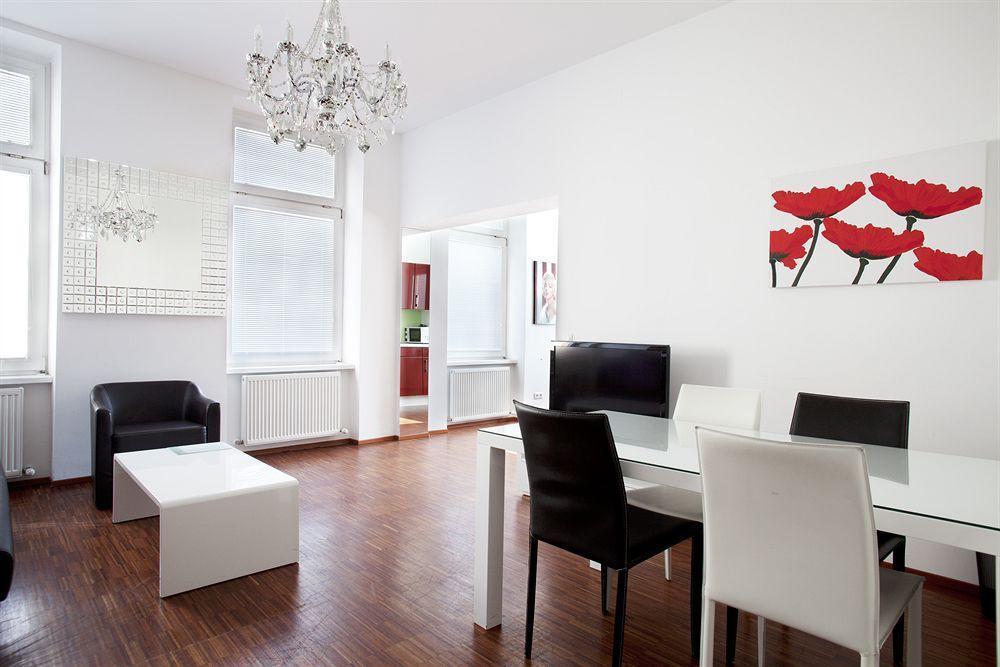Pension Pharmador Vienna Exterior photo