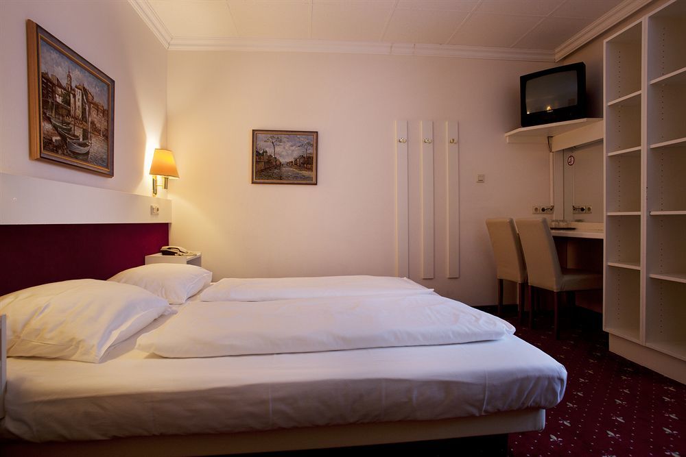 Pension Pharmador Vienna Exterior photo