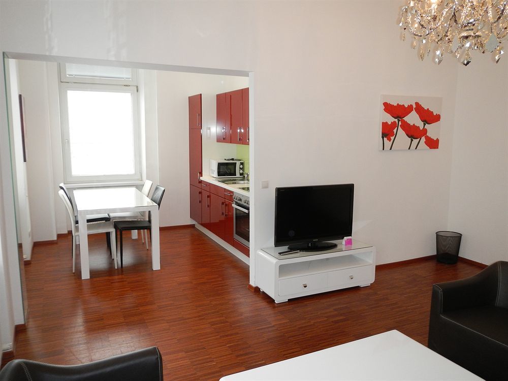 Pension Pharmador Vienna Exterior photo